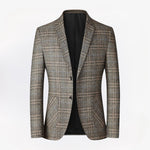 James casual blazer voor heren – Stijlvolle en comfortabele blazer van hoogwaardige stof. Perfect voor smart-casual gelegenheden, kantoor of avondjes uit. Modern ontwerp met een nette pasvorm voor een verzorgde look.