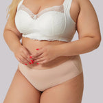 Lianne comfortabele en ondersteunende push-up BH voor dames – zachte, stevige stof, perfecte pasvorm en subtiele lift voor een flatterend effect.