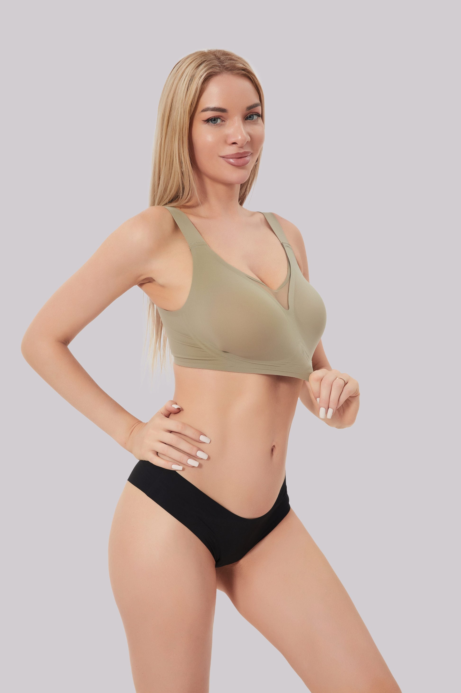 Beugelloze dames BH in diverse kleuren – zachte stof, comfortabele pasvorm en optimale ondersteuning voor dagelijks gebruik.