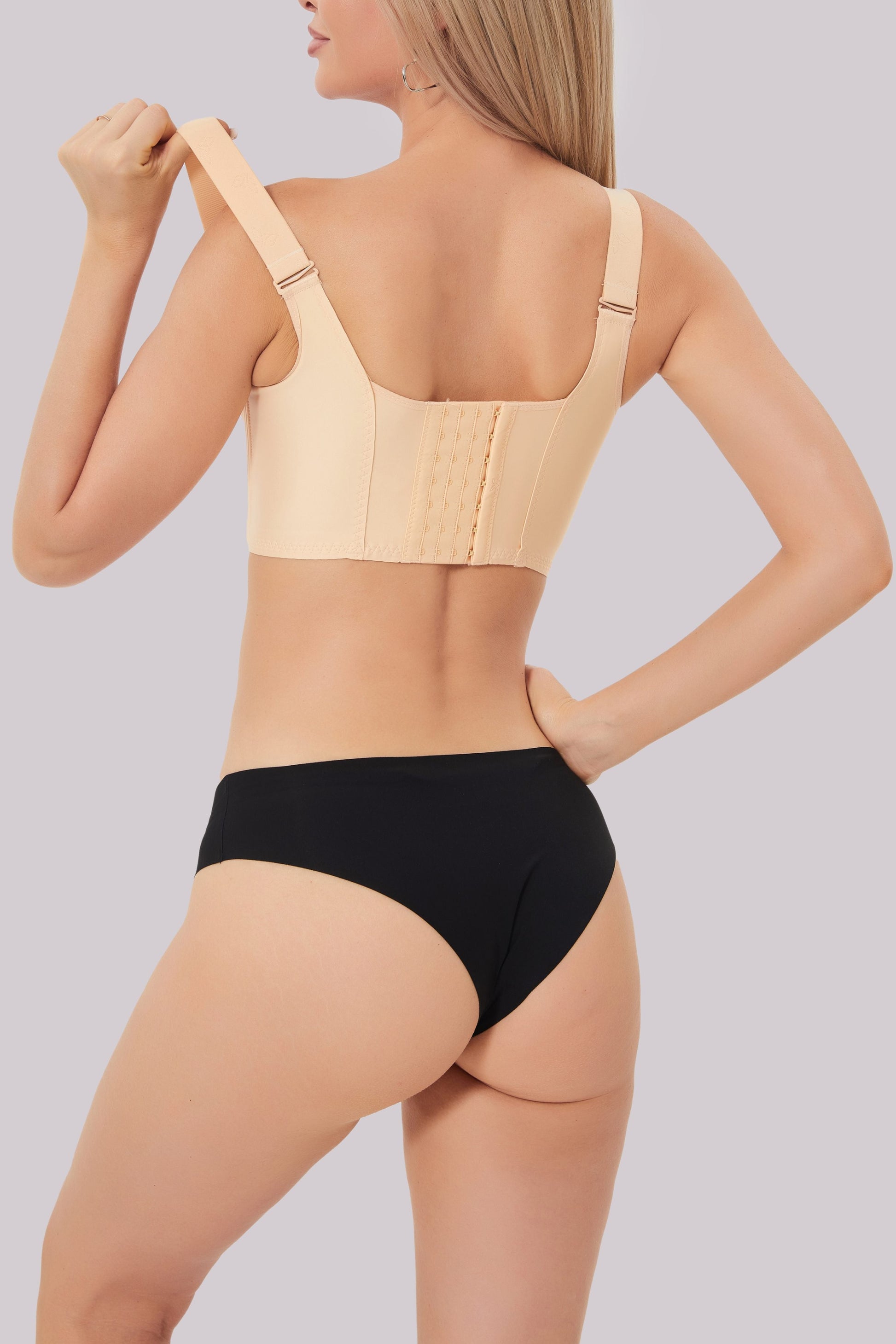 Eline comfortabele shaping beha voor dames – zachte, ondersteunende stof, optimale pasvorm en flatterende vormgeving voor dagelijks draagcomfort.