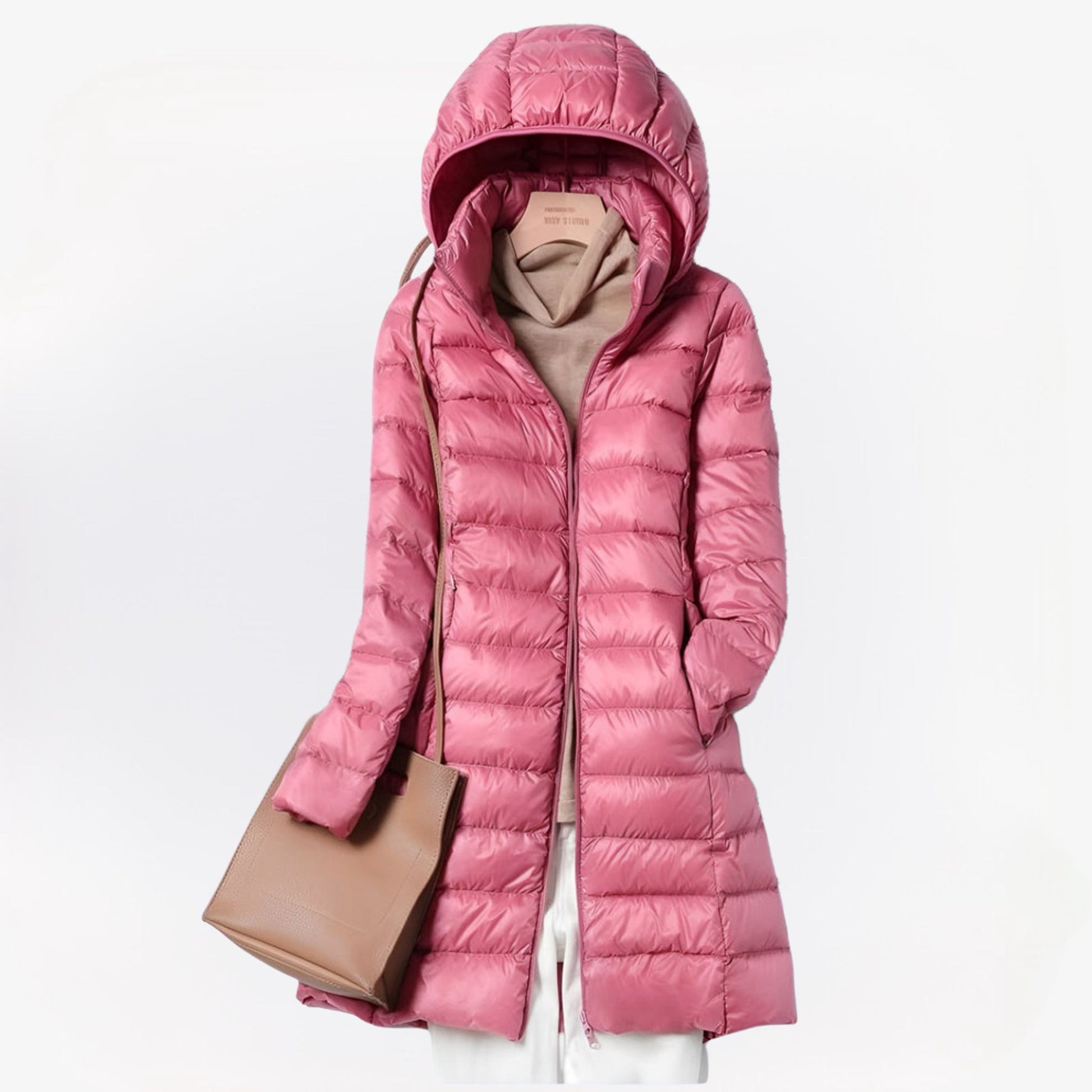 Lange dames winterjas in diverse kleuren – warme gevoerde stof, elegante pasvorm en perfecte bescherming tegen kou.