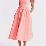Romantische Strapless Midi Jurk met Zwierige Rok
