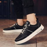 Minimalistische Sneakers met Lage Zool en Veters