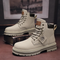 TimberBoots – Comfortabele leren veterlaarzen voor heren, ideaal voor dagelijks gebruik. Robuust ontwerp met stevige grip en stijlvol uiterlijk, perfect voor zowel casual als outdoor activiteiten. Duurzame leren bovenkant en ademende binnenvoering voor optimaal comfort.