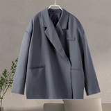 Mila oversized dames blazer met stijlvolle pasvorm, gemaakt van zachte en hoogwaardige stof – moderne, effortless look voor zowel casual als zakelijke outfits.