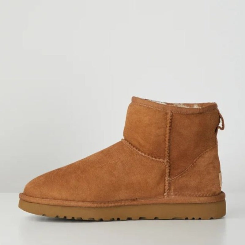 Bianca dames snowboots halfhoog in diverse kleuren – waterafstotend materiaal, warme voering en comfortabele pasvorm voor winterdagen.