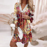 Boho Print Jurk met V Hals en Losse Pasvorm