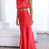 Elegante Satijnen Maxi Jurk met Hoge Hals en Mouwloos Design