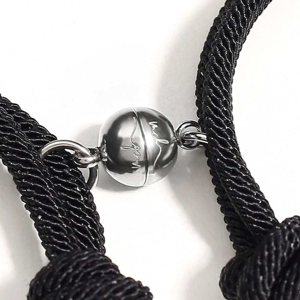 MagniLove koppelarmband voor stellen – stijlvolle verstelbare armband met magnetische connectie, duurzaam materiaal en comfortabel draagbaar.