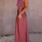 Elegante Satijnen Maxi Jurk met Hoge Hals en Mouwloos Design