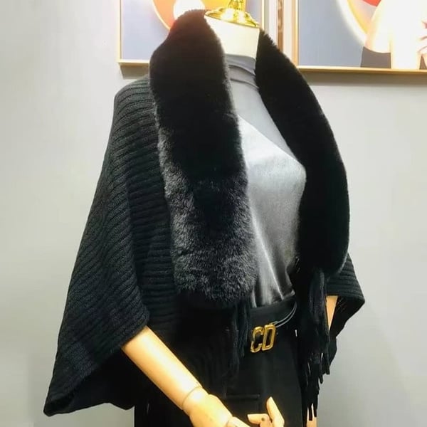 Eenvoudige, modieuze en elegante sjaals – het ideale accessoire voor elke gelegenheid. Voeg stijl en warmte toe aan je outfit met deze veelzijdige sjaals.