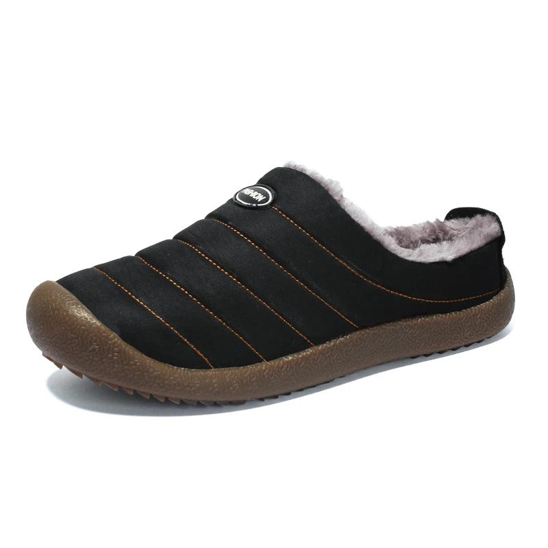 WarmStep herenpantoffels – gevoerde, zachte stof en comfortabele pasvorm voor warme voeten en ultiem draagcomfort.